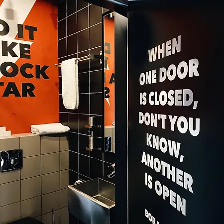 Design-hotel And Rumors Οδησσός