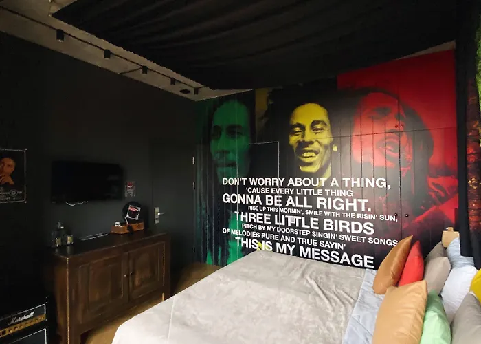 Design-hotel And Rumors 3* Odessza