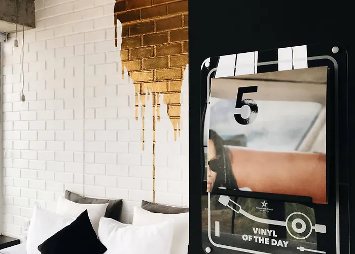 дизайн-отель комнаты и слухи 3*