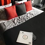 Design-hotel And Rumors Hotel 3*