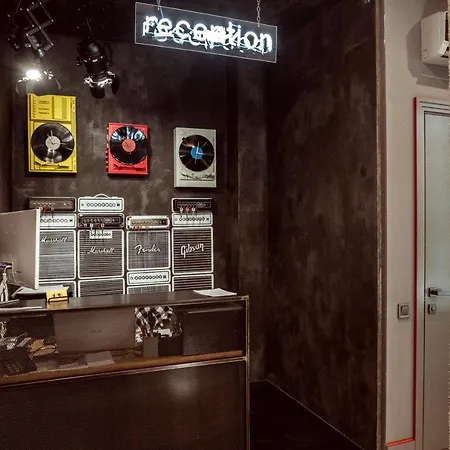 Hotel Design-hotel And Rumors 3*