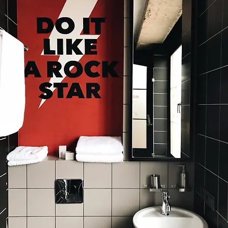 Design-hotel Rooms&rumors 3*