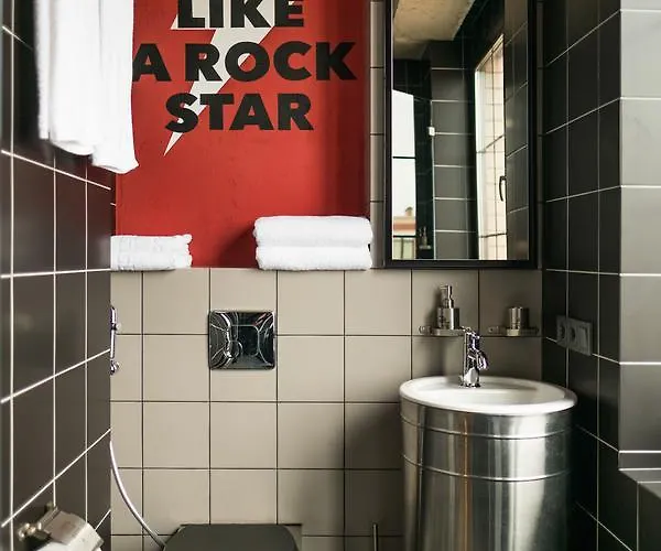 Hotel Design-hotel And Rumors 3*