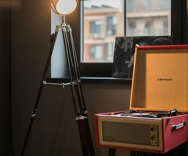 Design-hotel And Rumors 3*