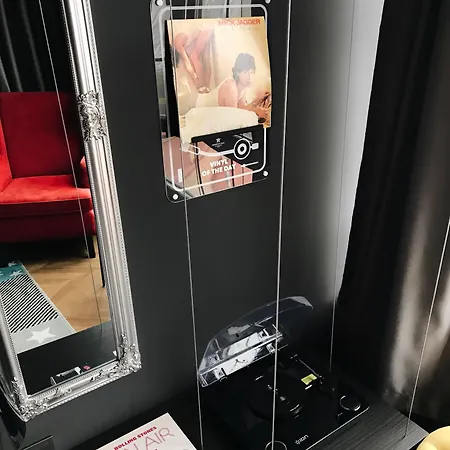 房间和房客设计酒店 酒店