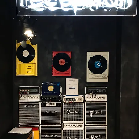 酒店 房间和房客设计酒店 敖德萨